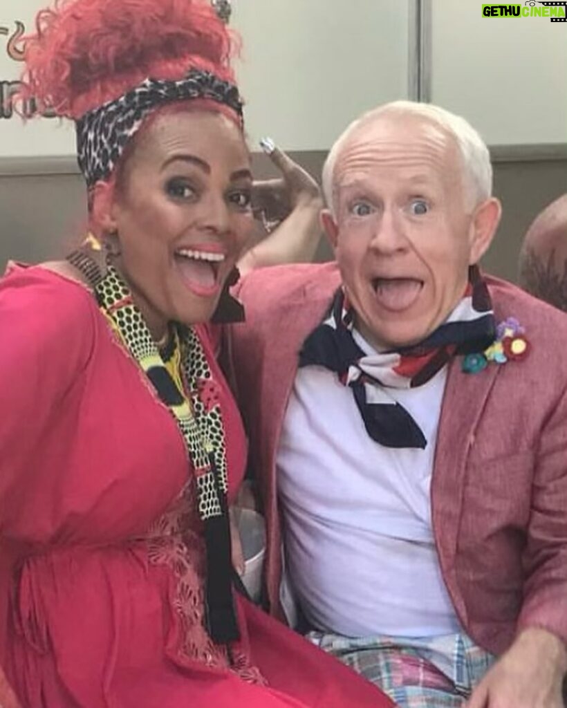 Leslie Jordan Instagram - From the set of Living the Dream with his sweet friend @kimfieldsofficial.