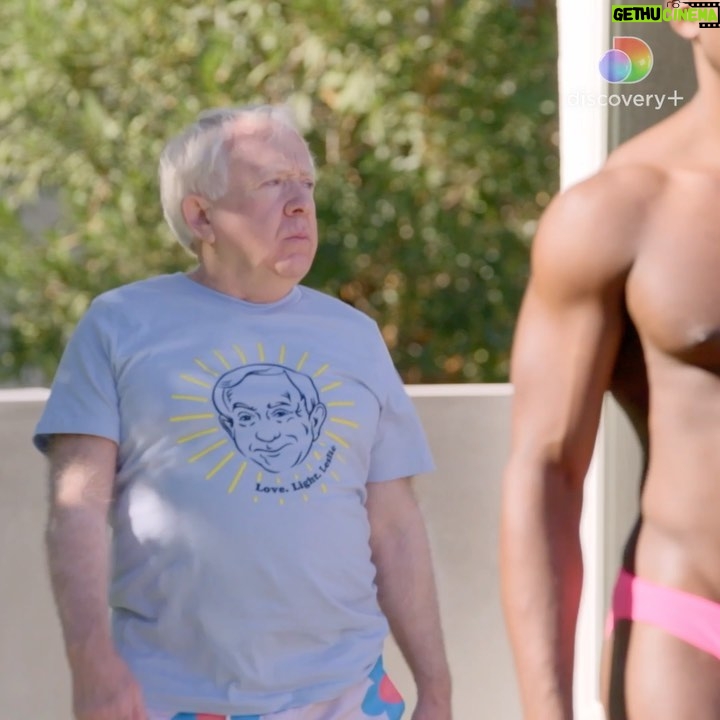 Leslie Jordan Instagram - My dear friend @trixiemattel had me over for a cameo on his show #TrixieMotel — it’s streaming now on @discoveryplus. If you’re bored, check it out. Oh, and don’t judge me 😂.
