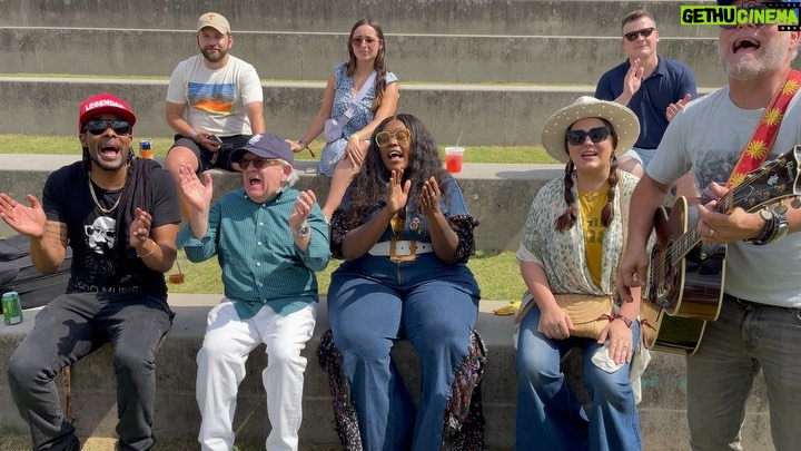 Leslie Jordan Instagram - Sunday Afternoon Hymn Singin’ from @rbfestival with @brittneyspencer @dannymyrick @damienhorne and @meganlinvillemyrick