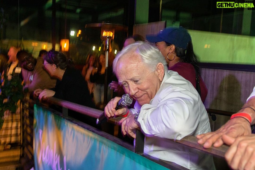 Leslie Jordan Instagram - That smile. That face.