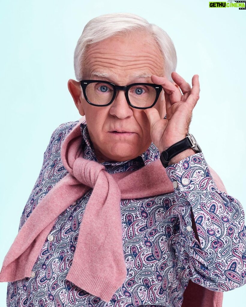 Leslie Jordan Instagram - Photo shoot for the @thecoolkidstv. @iammaxgreenfield recommended Leslie audition for the role and his wife @tesssanchezgreenfield made sure he joined social media. Without a doubt, these two are responsible for a lot of Leslie’s late success.
