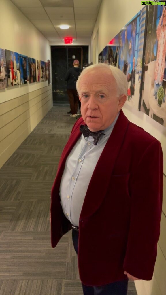 Leslie Jordan Instagram - Don’t forget to look for me hosting the @theellenshow show today. Check your local listings for time and channel. We had a little mishap before the show, I “think” Ellen accidentally left MY flowers in the wrong dressing room. @iammaxgreenfield @mrcheyennejackson @amandapearlshires