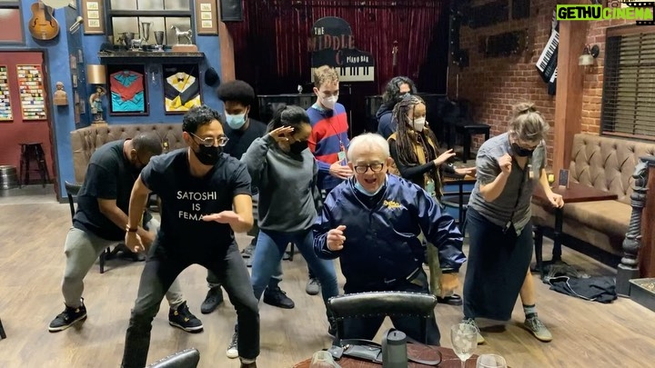 Leslie Jordan Instagram - We have such a good time on the set of @callmekatfox. We are supposed to be on a break but we all decided to learn the cha cha slide instead. @missmayim @mrcheyennejackson @julian_gant @kylapratt @christopher__rivas