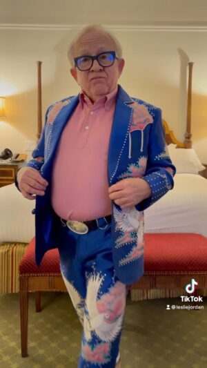 Leslie Jordan Instagram - See y’all tomorrow night at  @theryman with @fancyhagood @luciesilvas @cassadeepope @teddyswims404 @brothersosborne @jimmieallen @thewarandtreaty @charlieworsham @brittneyspencer  @hollyaudreywilliams 
@dannymyrick and @travishoward @ftlonesome