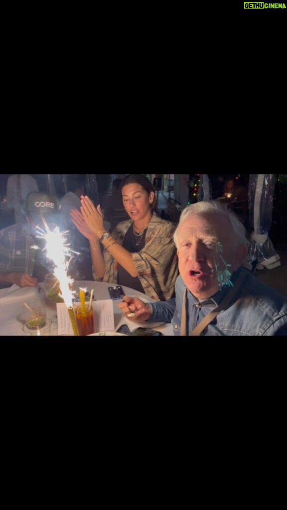 Leslie Jordan Instagram - You deserve a billion sparklers. Happy heavenly birthday, Leslie. We miss you, we love you and life is not the same without you. Please watch our tribute to Leslie tonight on @circleallaccess or on Leslie’s Facebook page. @jill.vedder @eddievedder