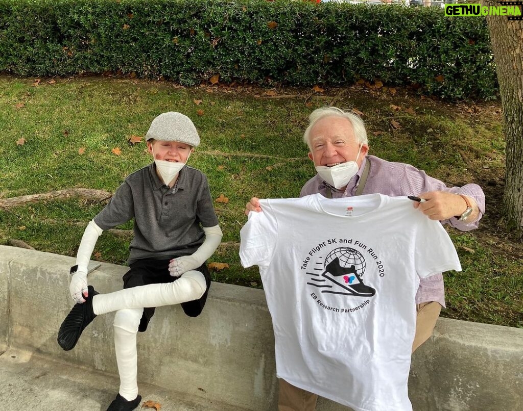 Leslie Jordan Instagram - Leslie loved helping children and was passionate about working with his friends to find a cure for a debilitating skin disorder called Epidermolysis Bullosa. Please come back to his page in a few days to learn how we plan to carry out his vision. Pictured here with Mikey! @ebresearch.