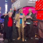 Leslie Jordan Instagram – One year ago today, Leslie joined his dear friends @bravoandy and @andersoncooper in Times Square to bring in the New Year.  Leslie made a point to make amends with anyone from the year just before he rolled into the new one.  It’s a lovely practice so try and do the same.