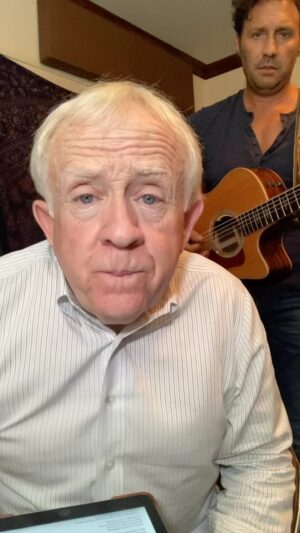 Leslie Jordan Instagram - This old video of Sunday Mornin’ Hymn Singin’ with @travishoward will make you both laugh and cry.  As great as these videos are, they are just not the same knowing he’s gone.  Hope you find a little comfort in it.  I did.