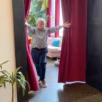 Leslie Jordan Instagram - Leslie always made a grand entrance. There’s no doubt he entered Heaven the same way.
