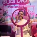 Lesslie Polinesia Instagram - Hi Barbie! 👋🏻🩷 Ayer estuvimos en la premier de #BarbiePelicula definitivamente trae un mensaje que va a revolucionar 🤍🩷 Se lo que tú quieras ser ✨ @barbie