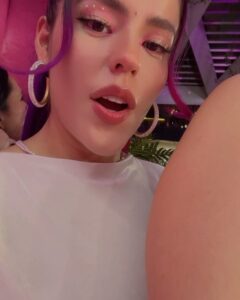 Lesslie Polinesia Instagram - Hi Barbie! 👋🏻🩷 Ayer estuvimos en la premier de #BarbiePelicula definitivamente trae un mensaje que va a revolucionar 🤍🩷 Se lo que tú quieras ser ✨ @barbie
