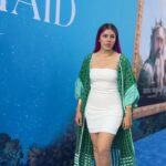 Lesslie Polinesia Instagram - En la premier mundial de #LaSirenita 🌊🩵 que hermosa película disfrute mucho venir a Los Angeles para ver la nueva película de @disneystudiosla Los Angeles, California