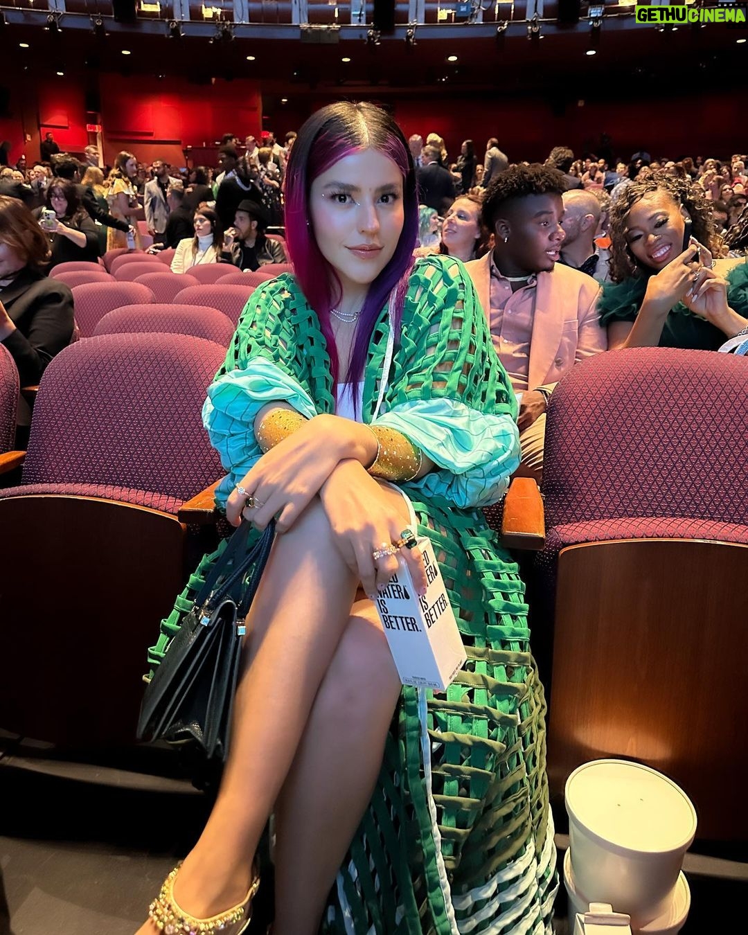 Lesslie Polinesia Instagram - En la premier mundial de #LaSirenita 🌊🩵 que hermosa película disfrute mucho venir a Los Angeles para ver la nueva película de @disneystudiosla Los Angeles, California