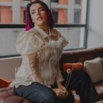 Lesslie Polinesia Instagram - Siempre idealice el 14 de febrero como una fecha inamovible para festejar el amor y siempre desee ese día estar en pareja para festejarlo… hoy me doy cuenta que quiero celebrarlo siempre 🤍 todos los días cultivar el amor pero empezando conmigo misma, apapacharnos día a día y ser gentiles con nosotros mismos. Se gentil y amoroso contigo y lo serás con los seres que te rodean ✨
