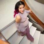 Lesslie Polinesia Instagram - Mi mes empezó con mucho trabajo y yo feliz de disfrutar el fin de año con la familia pero las cosas cambian y hay muchas veces que no lo puedes controlar. Lo más importante es la salud y hoy estoy trabajando para que bebé y yo estemos bien todos los días hasta que nazca 🥰 Gracias a todos por acompañarme y llenarnos de amor 🤍