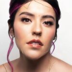 Lesslie Polinesia Instagram - Ahora si les puedo contar que durante un año estuve trabajado en este libro “Kintsugi del alma”. Muchas veces nos pasan cosas que pueden ser muy dolorosas en la vida y lo mejor es poder sanar y reconstruirte con oro 💛
