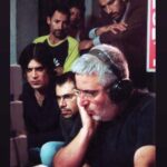 Levent Can Instagram - 2004 yılı #yazıtura filminden bir kare. Çektiğimiz sahnenin izleme anı olmalı 🤔 Uğur abi düşünceli, bizler meraklı ne yapmışız diye 😉 iyi film olmuştu izlemediyseniz izleyin derim #tbt