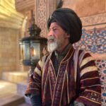 Levent Can Instagram - #mevlana #vezir @kale.film @mevlanadizisi @camoo Çok yakında.. 📸 @serbescs Konya, Turkey