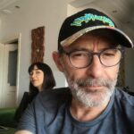 Levent Can Instagram - Bu fotoğrafı çektikten sonra fark ettim ki, sağ omuzum üzerinde iyilik meleğim görünmüş 👼♥️ @turkuturan