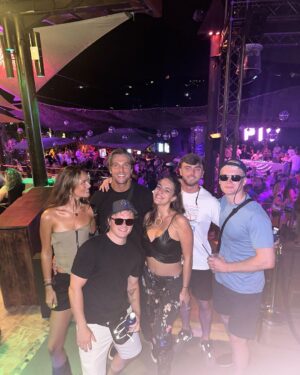 Lewis Bloor Instagram - Quick intro for you guys to one of my best mates @livayres ✨

Met this girl last year but this summer we have spent some real time together and she quickly became one of my best mates. She is an absolute power house of energy. Travels the world alone and is in constant pursuit of life. Has such an amazing energy about her and is a little bit cut-throat.. which tbh i absolutely love that about her. 

Currently works 6 days a week @lioibizaofficial so Tuesday we had our first night out together this summer & we hit @pivrecords @covasantaibiza & @ibiza_underground 

Funny isn’t it sometimes when you meet someone and you know they are going to be a part of your life for the long run. One thing i’ve learnt this summer is that love & friendships are built over time. 

Keep shining young lady you absolutely rock 🤝🌍💚🏝️

#ibiza #uktotheworld #bali #summerlovin #keepitmoving