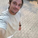 Lewis Bloor Instagram – THE MONDAY RECAP ☎️:

First week with my feet on the ground settling in to the Ibiza Winter. I have been more excited about Winter than I was for the Summer. This past week showed me exactly why 🫶🤝🙌

Here’s a little recap of my past week. My personal & business wins & a special shout-out to a few of my clients 🙏🏼💚🏝️

⚡️ My first full working week Monday – Friday 8-6 since the start of summer. Massive shout out to @thehub.ibiza for what they have created. Its a melting pot of business leaders with a particular vision for themselves & the world they live in. Couldn’t be more excited to be part of this community.

⚡️ Back teaching my 2 Weekly classes @thehub.ibiza (Tue – HIIT X MOBILITY & Thu – CORE X SPRINTS) had the pleasure of meeting & training a bunch of stone cold killers this week. A treat to meet you all

⚡️ Finalised my Winter accommodation thanks to my friend Pablo. This is real turning point for my journey in Ibiza to have my own, stunning apartment with its own garden in the best possible location for winter. Grateful beyond belief for this one 🙏🏼

⚡️ LBOC has starts the Quarter of the year with the most number of active clients since I started this business in 2020.

⚡️ Paula dropped 3kg (106-103kg) in her first full week working with me, excited to see where the next 3 months takes us

⚡️ Steph got a 7 day streak for Training, Meals & Habits. This is sensational work and shows me exactly where her head and hear is at with our journey as a team 

⚡️ John got his food intolerance test results back and broke down on the phone to me. He was so overwhelmed to have some science and data to look at to understand why he struggles to lose Man Boobd, berry belly & love handles even on “HEALTHY DIETS” – this is solid ground for us to build his programs over the next 3-6 months. Its a pleasure to welcome you on board and appreciate your openness with me 

⚡️ 3 new starters last week. All with reviewed, revised, finalised & fully personalised workout, nutrition & habit programmes to get stuck in to this week!

Couldn’t be happier with my life, my connections, my contributions & my business at this moment in time.

Big Love, LB.

#ibiza #ibizawinter Santa Gertrudis, Islas Baleares, Spain