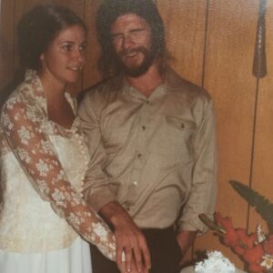 Liam Hemsworth Instagram - Happy birthday to my beautiful mum! Not sure what dads doin here but I Love u mum you’re the best! Dad you’re an idiot.