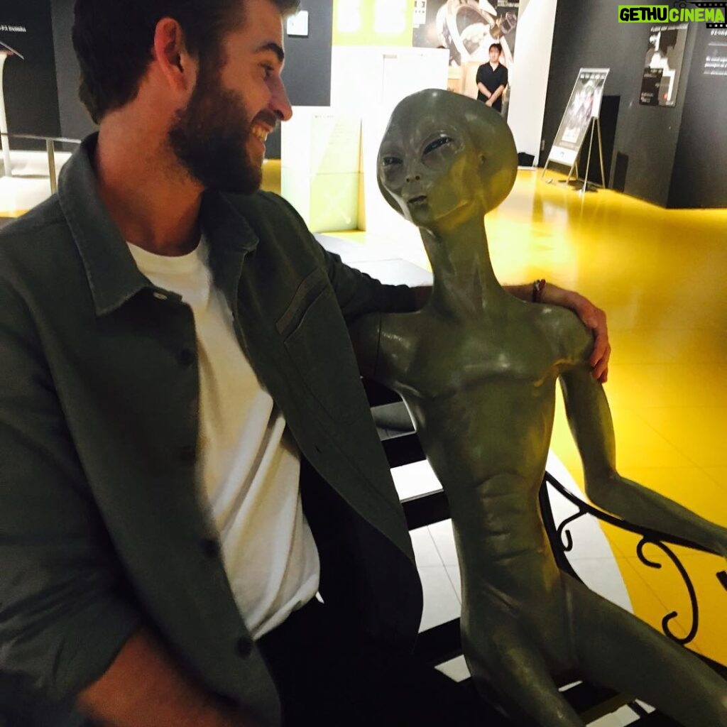 Liam Hemsworth Instagram - #FriendsWithBenefits