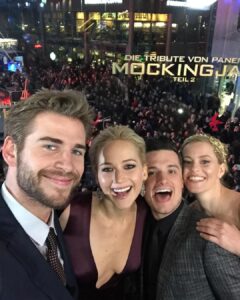 Liam Hemsworth Instagram - Love these guys!! Thank you so much to all the amazing fans. Love u guys! @elizabethbanks #MockingjayBerlinWorldPremiere #besties
