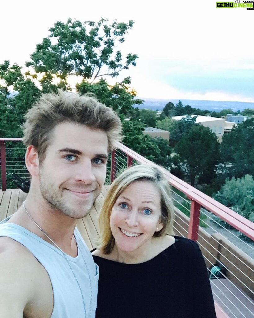 Liam Hemsworth Instagram - best Mum in the world