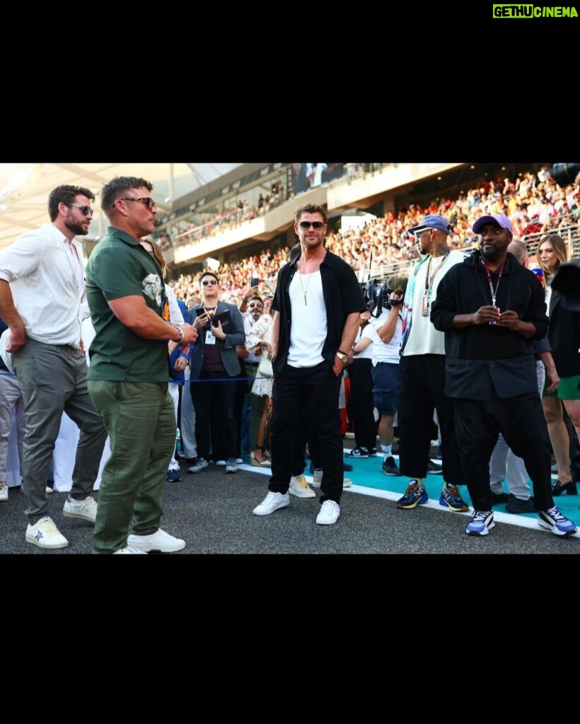 Liam Hemsworth Instagram - Had an awesome day at #AbuDhabiGP ! Walking the grid before the race was wild! Big thanks for having us all. Looking forward to the next one! ☝
