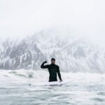 Liam Hemsworth Instagram - A couple icy cold snaps from @craigparryphotography during the shooting of #limitlesswithchrishemsworth @natgeotv @disneyplus