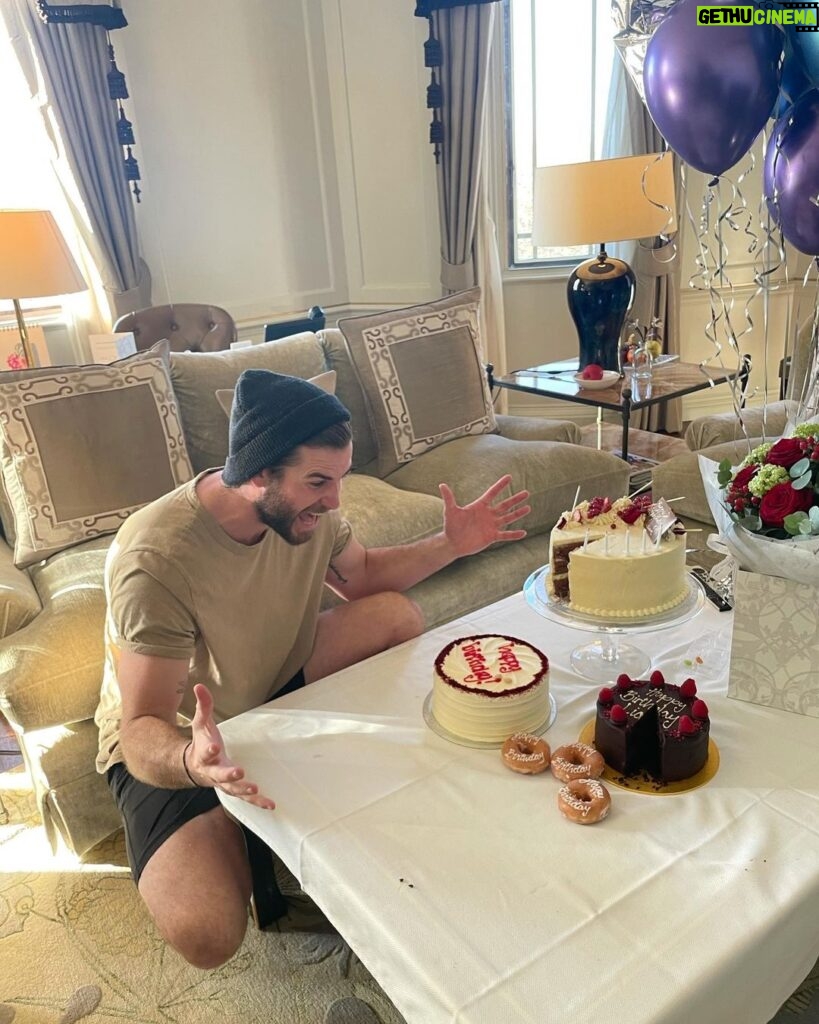 Liam Hemsworth Instagram - Thanks to everyone who sent me birthday wishes! Love you all! These cakes that I also got sent should really help on my health and fitness journey! Cheers guys!