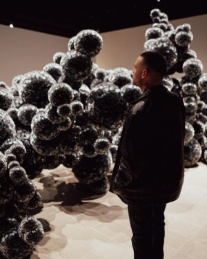 Liam Payne Instagram - The ‘When Forms Come Alive’ exhibition left me so inspired to say the least ✨ still thinking of the art magic!✨ @hayward.gallery