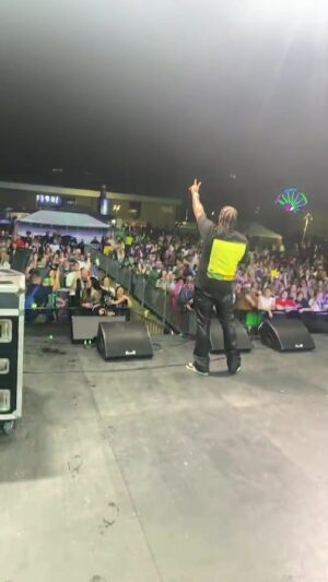 Lil' Flip Instagram - “ #BEAUMONT #TEXAS WAS LIT 🔥 I BROUGHT @33trapper & @clovergboss32 🍀🍀🍀🍀🍀🤘🏾🤘🏾🎶 “