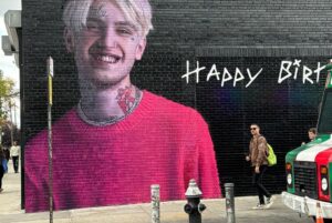 Lil Peep Instagram - To celebrate Gus’s 27th birthday, Oskar and I asked @overallmurals to paint another mural and they did an amazing job. Special thanks to @jasperpatch and @metzxart for their beautiful artistry and to @mmainenti for documenting their work for us. You can see this mural in person at 29 Wyckoff Ave, on the corner of Wyckoff Ave and Troutman street in Bushwick, Brooklyn. Special thank you also to @yoshinostudios for taking the photograph that served as the reference for this painting. If you come on November 1, Gus’s birthday, we will be doing something special in the neighborhood…