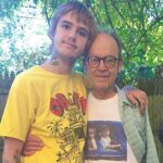 Lil Peep Instagram - Star Shopping has just surpassed 1 billion streams on Spotify. Gus made Star Shopping mid-August, 2015 after getting home from celebrating his grandfather’s 78th birthday. It is amazing to consider the fact that he made such a beautiful song so simply—using a beat a friend of his from the Internet had given him, a pair of $200 headphones, my old MacBook Pro and GarageBand. He had no label, no studio, no promo. He worked alone in his bedroom, usually throughout the night. The success of this song is testimony to his gift as a poet, his passion, his honesty, and the way he used his voice to evoke feelings in all of us.