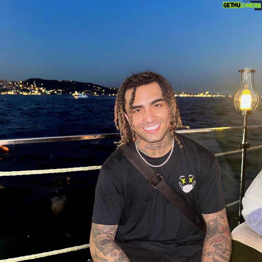 Lil Pump Instagram - I just removed my face tats do I look better ?