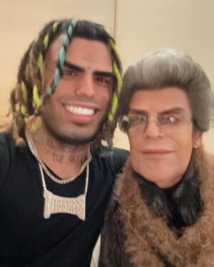 Lil Pump Instagram - Merry Christmas from me & grandma pump 

Rate her fit 1-10 ?
