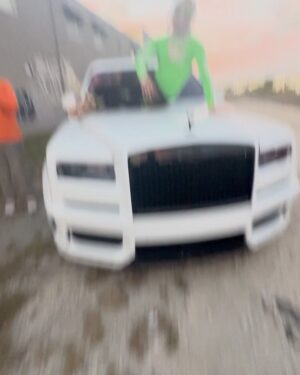 Lil Pump Instagram - How many tesla do i deserve tag #elonmusk ?