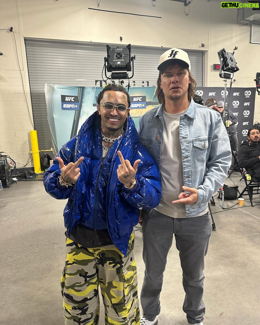 Lil Pump - 175.4K Likes - My favorite type of weed is uhhh …… ?