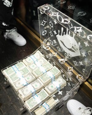 Lil Tjay Instagram - CAME IN THE GAME 2 OFFICIAL STOOD FOCUS GOT MONEY ND STOOD RIGHT! 🚀💯🏆