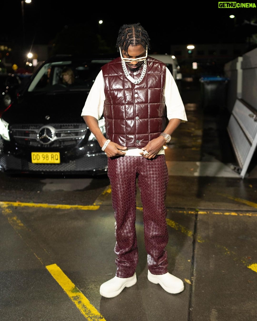 Lil Tjay Instagram - 20 for the fit but this a million dollar week, only 22 imagine what I’ll make during my peak.! 💯💯 #newmusicfriday Sydney, Australia