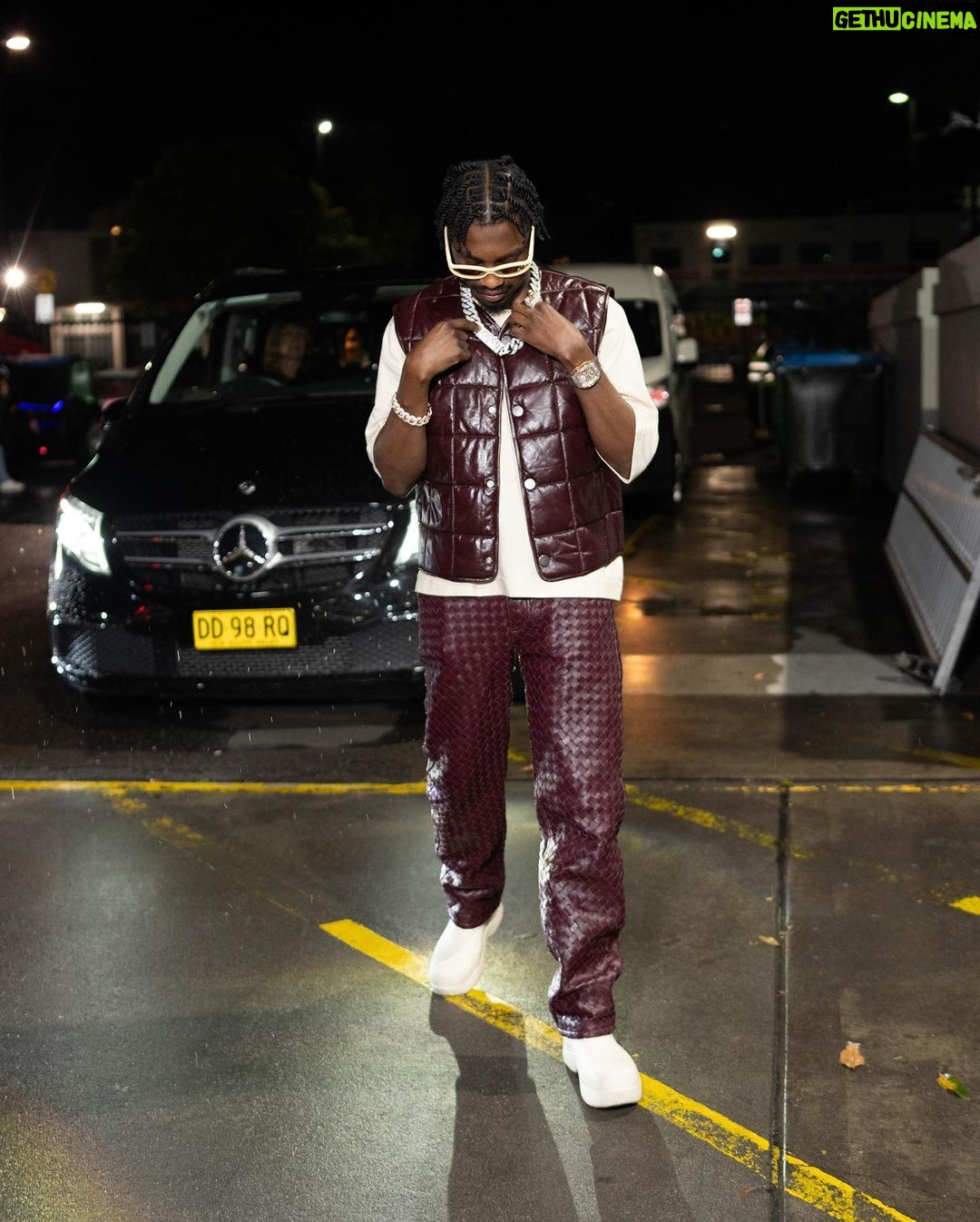 Lil Tjay Instagram - 20 for the fit but this a million dollar week, only 22 imagine what I’ll make during my peak.! 💯💯 #newmusicfriday Sydney, Australia