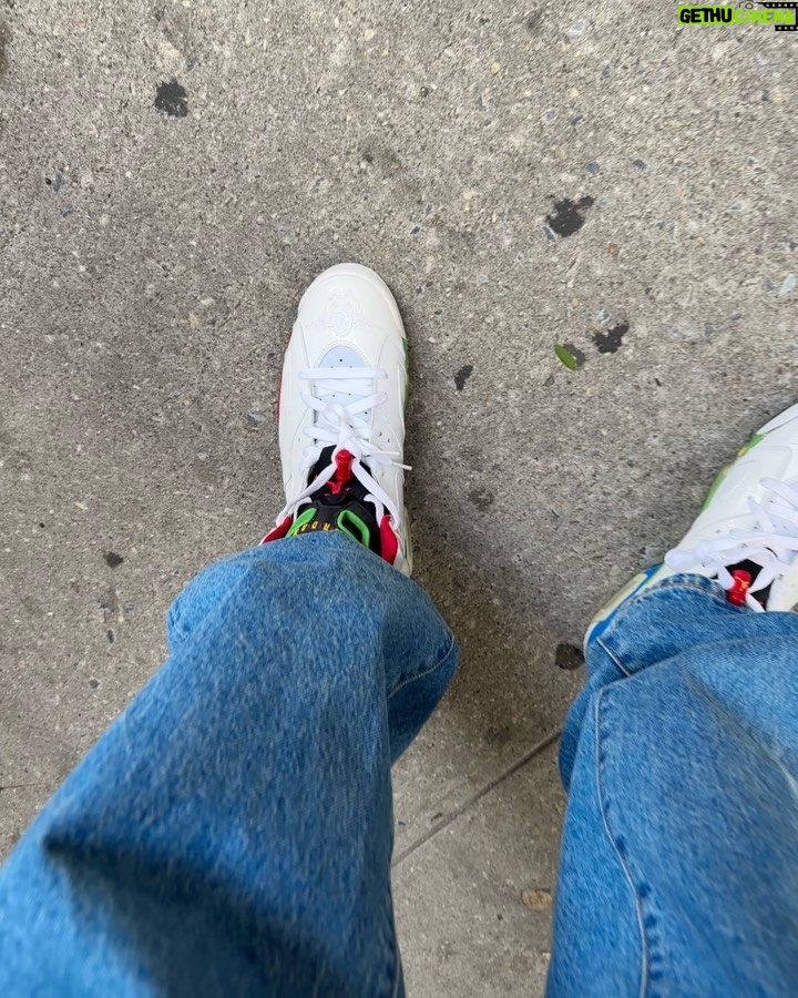 Lil Tjay Instagram - How u talking fashion u ainβt bringing up Tjay ??? π I dooo this w a passion βπΎπ flyest young π₯·πΎ New York City Fashion Week