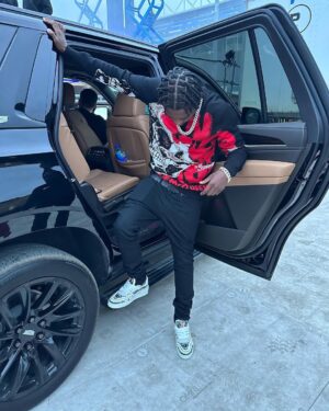 Lil Tjay Instagram - On the road gettin paper 💷💴💲living life 🙏🏾
@festivalmetrometro