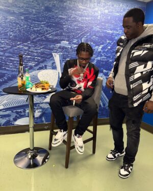 Lil Tjay Instagram - On the road gettin paper 💷💴💲living life 🙏🏾
@festivalmetrometro