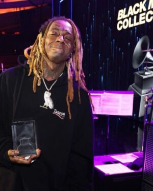 Lil Wayne Instagram - This night was memorable better yet unforgettable. How honorable it feels to be honored is unmeasurable. When you work as hard as we do to be heard and seen, every acknowledgement is an honor.
To everyone in attendance, thank you. 🙏🏾