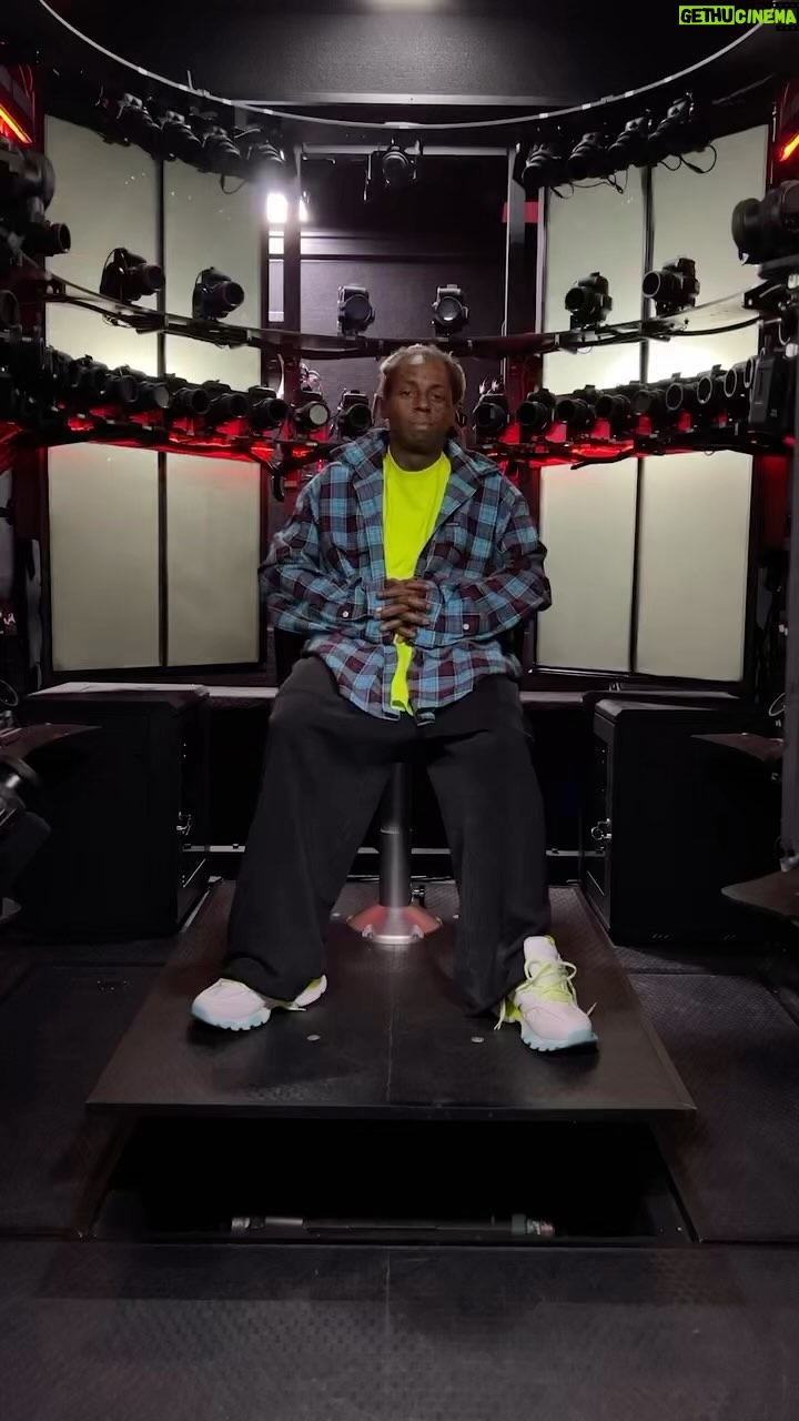 Lil Wayne - 337.5K Likes - Newest edition to MyTEAM’s crossover series 🤙🏾 @Ronnie2k
Tunechi x @nba2k