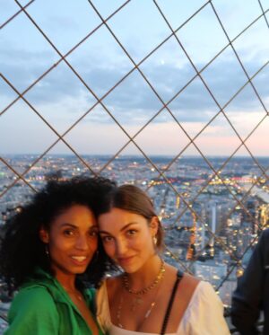 Lili Simmons Instagram - Gloria and Claud may not have been besties but @msgabrielleryan and I always have the best times!!! Never not smiling. I will meet you in any city my girl! Heart broken about Gloria but thank god I get to keep you in real life!!! Love you babes. ❤️❤️❤️ #powerbook4ce #girlstrip #paris #chicago #anywhere “Ok I’m ready.” -G 😂