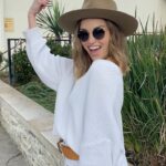 Lili Simmons Instagram - I was seeing sounds after all this ☕️ 😂 Where next?